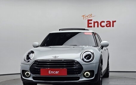 MINI Clubman, 2022 год, 2 135 000 рублей, 2 фотография