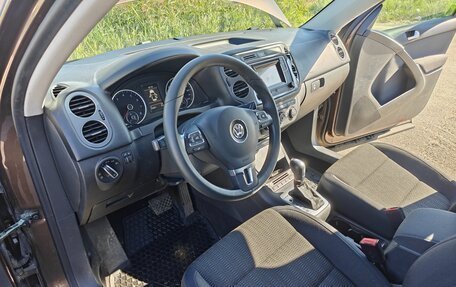 Volkswagen Tiguan I, 2016 год, 1 800 000 рублей, 9 фотография