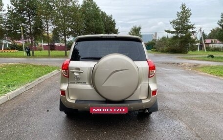 Toyota RAV4, 2006 год, 870 000 рублей, 3 фотография