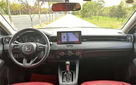 Honda Vezel, 2022 год, 1 420 000 рублей, 14 фотография