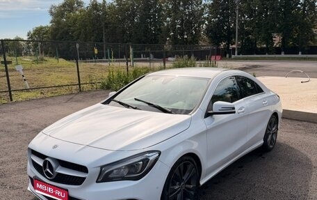 Mercedes-Benz CLA, 2018 год, 2 600 000 рублей, 1 фотография