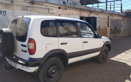 Chevrolet Niva I рестайлинг, 2003 год, 200 000 рублей, 2 фотография
