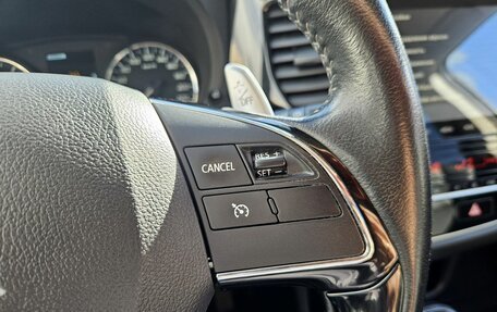Mitsubishi Outlander III рестайлинг 3, 2021 год, 2 700 000 рублей, 15 фотография