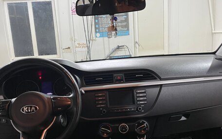KIA Rio IV, 2018 год, 1 300 000 рублей, 19 фотография