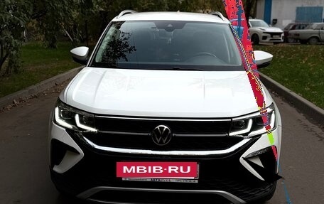 Volkswagen Taos, 2021 год, 2 510 000 рублей, 3 фотография