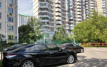 Toyota Camry, 2020 год, 2 650 000 рублей, 6 фотография