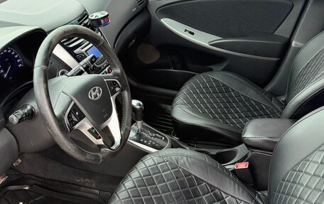 Hyundai Solaris II рестайлинг, 2011 год, 750 000 рублей, 5 фотография