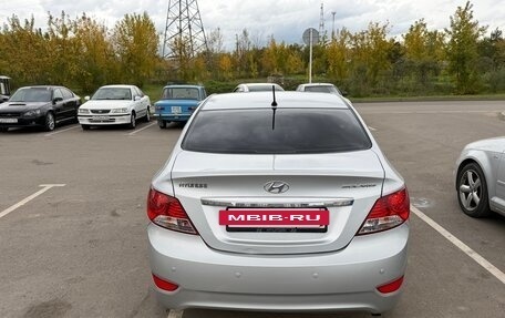 Hyundai Solaris II рестайлинг, 2011 год, 750 000 рублей, 4 фотография