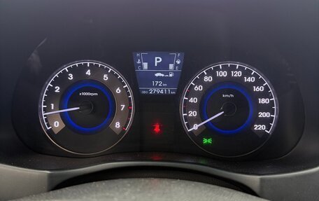 Hyundai Solaris II рестайлинг, 2011 год, 750 000 рублей, 9 фотография