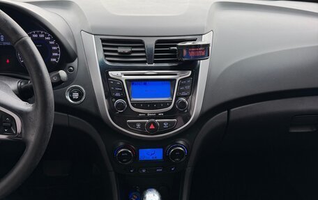 Hyundai Solaris II рестайлинг, 2011 год, 750 000 рублей, 8 фотография