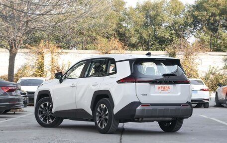 Toyota RAV4, 2026 год, 4 400 000 рублей, 2 фотография