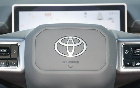 Toyota RAV4, 2026 год, 4 400 000 рублей, 14 фотография