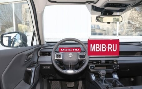 Toyota RAV4, 2026 год, 4 400 000 рублей, 12 фотография