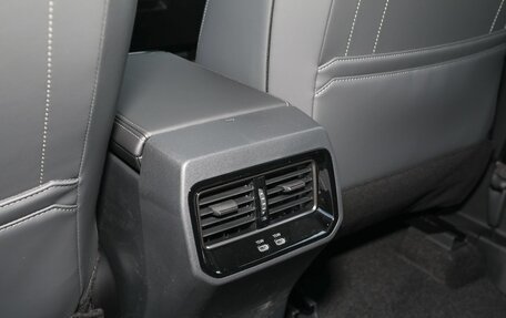 Toyota RAV4, 2026 год, 4 400 000 рублей, 26 фотография