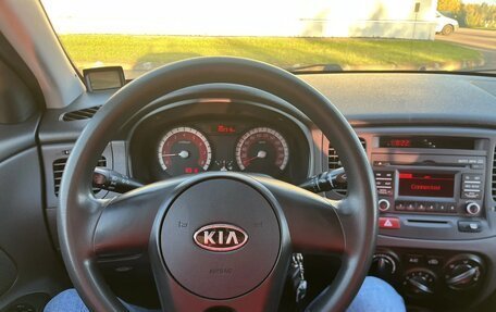 KIA Rio II, 2010 год, 650 000 рублей, 15 фотография