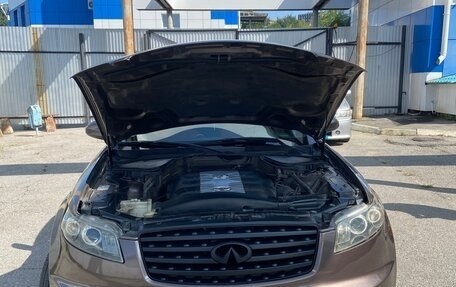 Infiniti FX I, 2005 год, 1 180 000 рублей, 5 фотография