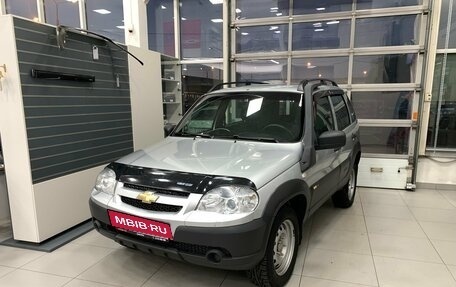 Chevrolet Niva I рестайлинг, 2018 год, 660 000 рублей, 1 фотография