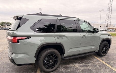 Toyota Sequoia, 2026 год, 147 005 рублей, 25 фотография