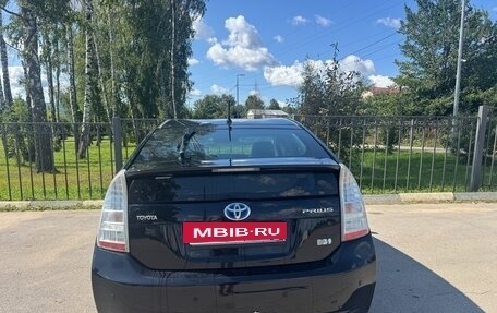 Toyota Prius, 2010 год, 990 000 рублей, 5 фотография