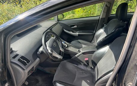 Toyota Prius, 2010 год, 990 000 рублей, 11 фотография