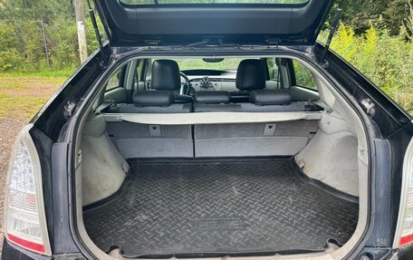Toyota Prius, 2010 год, 990 000 рублей, 9 фотография