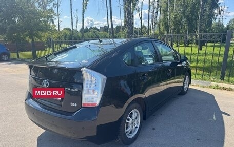 Toyota Prius, 2010 год, 990 000 рублей, 6 фотография