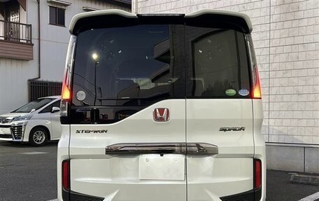 Honda Stepwgn IV, 2017 год, 1 470 000 рублей, 5 фотография