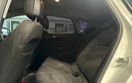 Opel Astra J, 2013 год, 717 000 рублей, 10 фотография