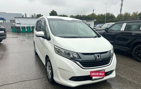 Honda Freed II, 2017 год, 1 496 000 рублей, 4 фотография