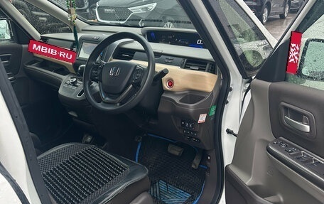 Honda Freed II, 2017 год, 1 496 000 рублей, 5 фотография