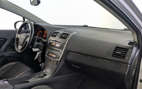Toyota Avensis III рестайлинг, 2011 год, 1 100 000 рублей, 19 фотография
