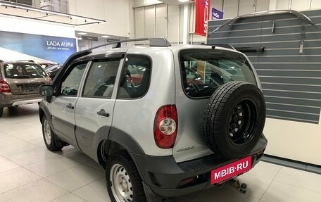 Chevrolet Niva I рестайлинг, 2018 год, 660 000 рублей, 8 фотография