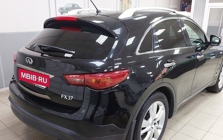 Infiniti FX II, 2013 год, 2 150 000 рублей, 6 фотография