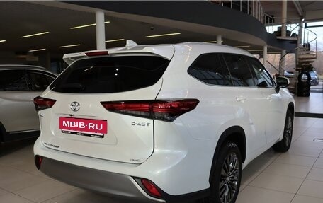 Toyota Highlander, 2026 год, 6 150 000 рублей, 6 фотография