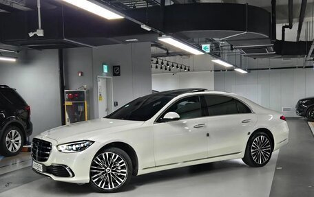 Mercedes-Benz S-Класс, 2023 год, 9 035 000 рублей, 3 фотография