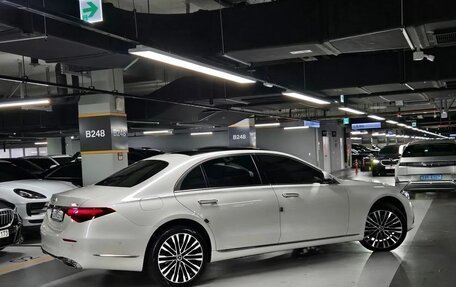Mercedes-Benz S-Класс, 2023 год, 9 035 000 рублей, 2 фотография