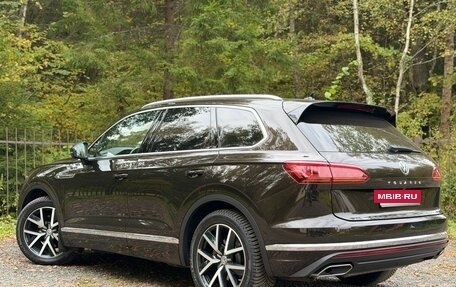 Volkswagen Touareg III, 2019 год, 4 650 000 рублей, 2 фотография