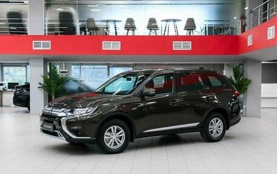 Mitsubishi Outlander III рестайлинг 3, 2019 год, 1 950 000 рублей, 1 фотография