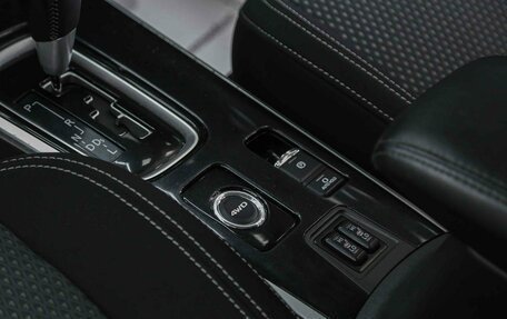 Mitsubishi Outlander III рестайлинг 3, 2019 год, 1 950 000 рублей, 6 фотография