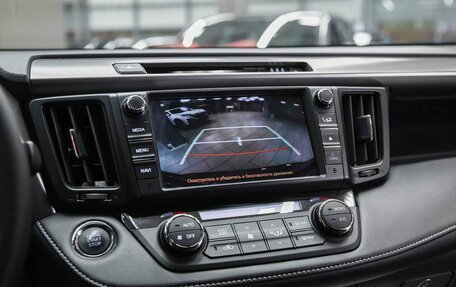 Toyota RAV4, 2019 год, 2 450 000 рублей, 11 фотография