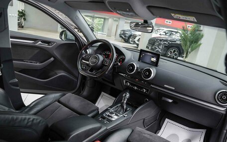 Audi A3, 2018 год, 1 850 000 рублей, 5 фотография