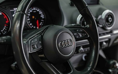 Audi A3, 2018 год, 1 850 000 рублей, 12 фотография