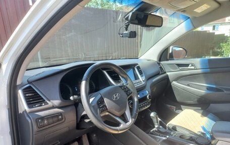 Hyundai Tucson III, 2018 год, 2 000 000 рублей, 6 фотография