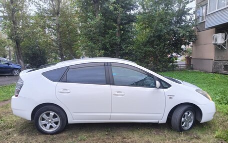 Toyota Prius, 2009 год, 720 000 рублей, 3 фотография