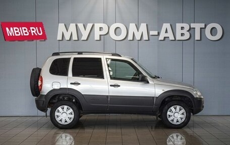 Chevrolet Niva I рестайлинг, 2019 год, 830 000 рублей, 4 фотография