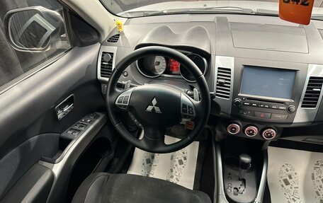 Mitsubishi Outlander III рестайлинг 3, 2008 год, 1 079 000 рублей, 14 фотография