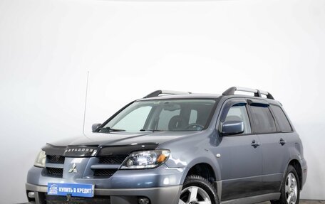 Mitsubishi Outlander III рестайлинг 3, 2003 год, 749 000 рублей, 4 фотография