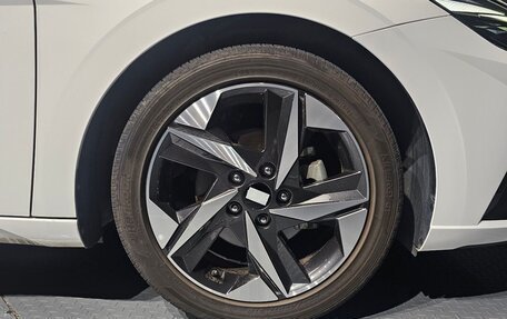 Hyundai Avante, 2023 год, 1 550 000 рублей, 16 фотография