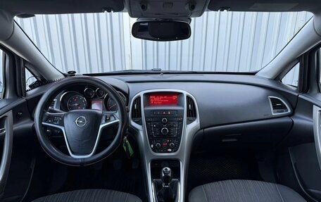 Opel Astra J, 2011 год, 645 000 рублей, 10 фотография
