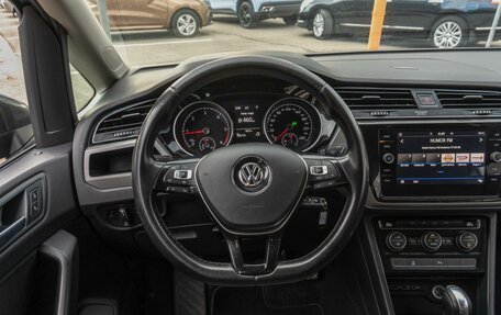 Volkswagen Touran III, 2019 год, 1 849 000 рублей, 12 фотография